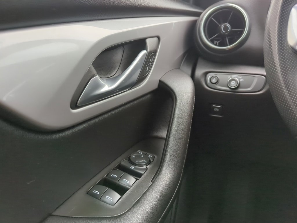 Used 2022 Chevrolet Blazer LT image 7