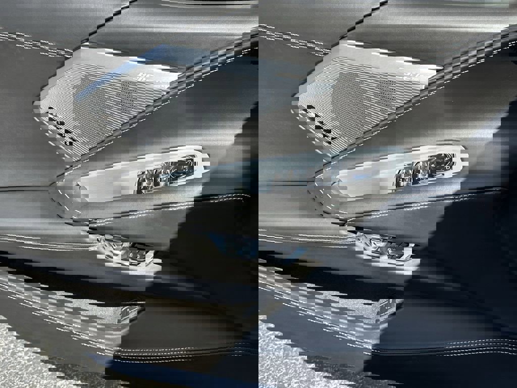 Certified 2023 Chevrolet Corvette Stingray Premium Conv w/ Z51 Performance Package image 17