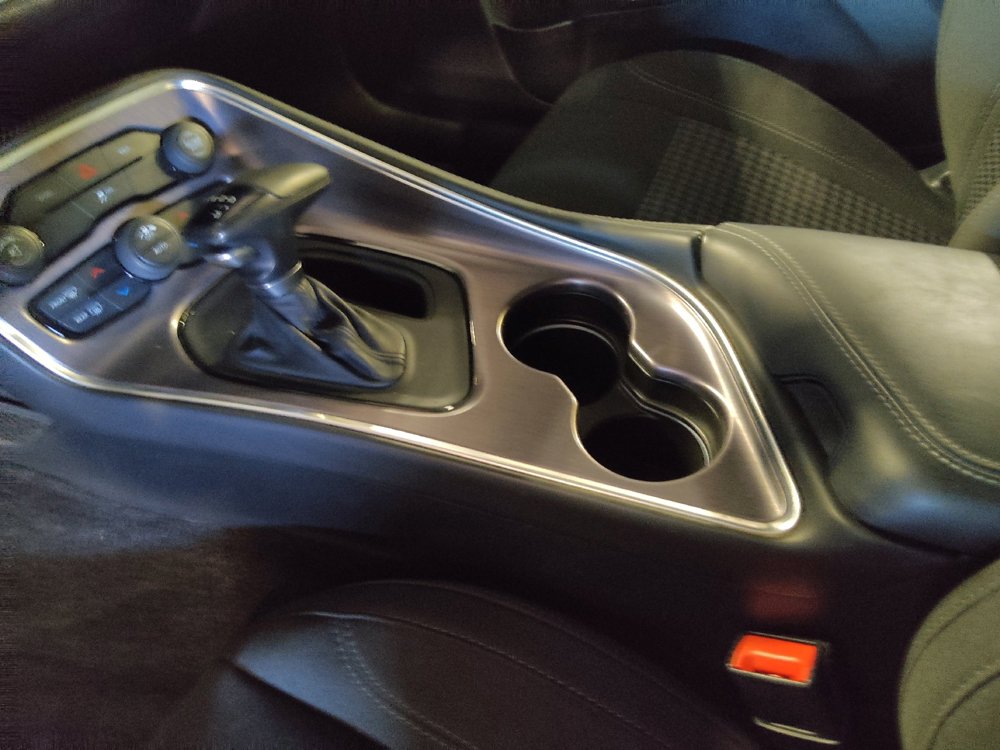 Used 2016 Dodge Challenger SXT RWD image 26