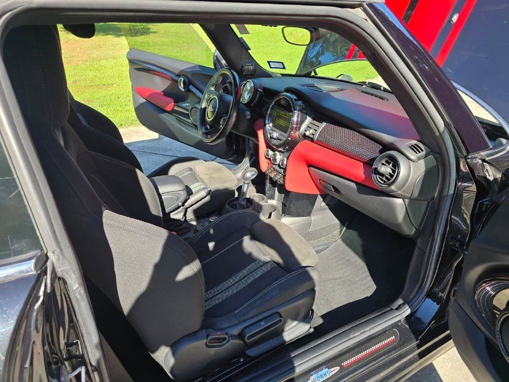 Used 2018 MINI Cooper John Cooper Works FWD image 26