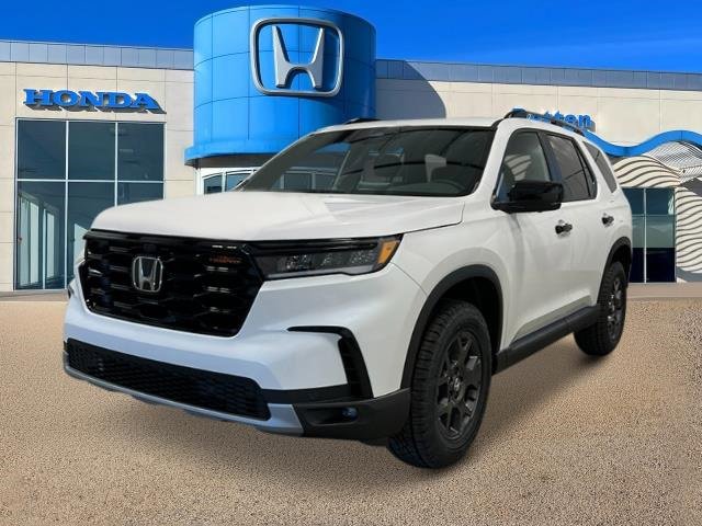 New 2025 Honda Pilot TrailSport