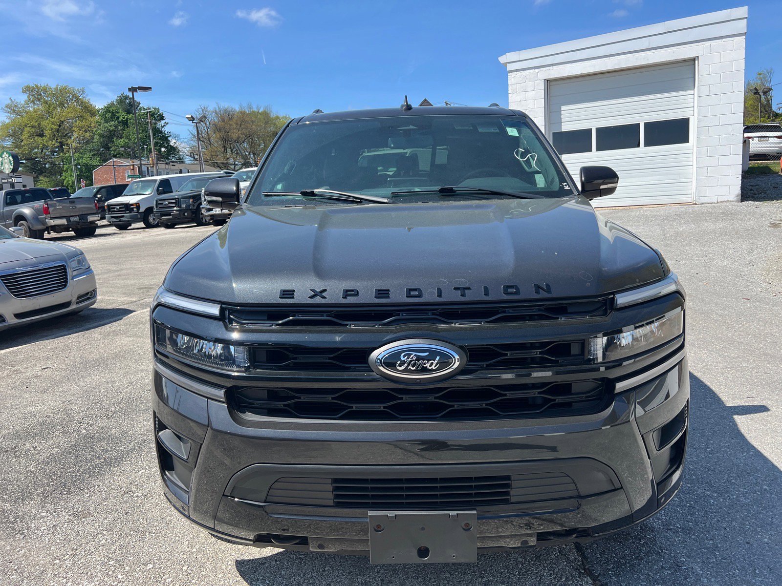 Certified 2022 Ford Expedition Max Limited AWD/4WD image 2