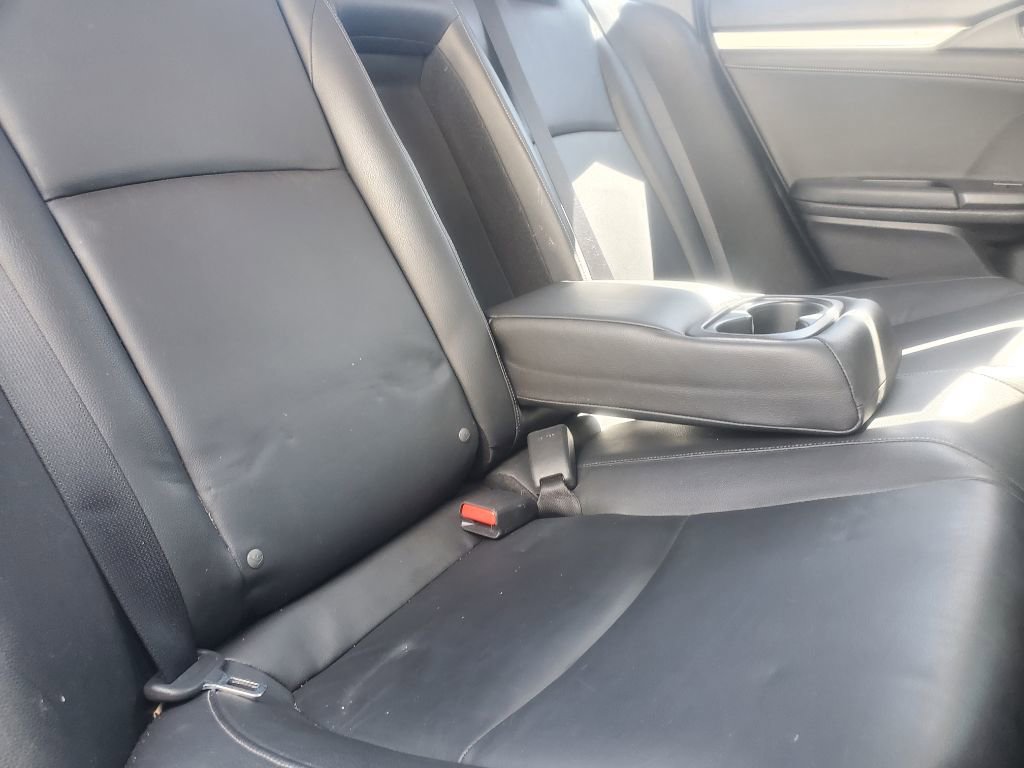 Used 2018 Honda Civic Touring image 31