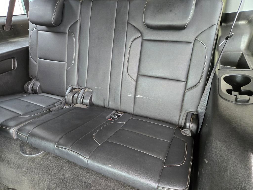 Used 2018 Chevrolet Suburban LT AWD/4WD image 8