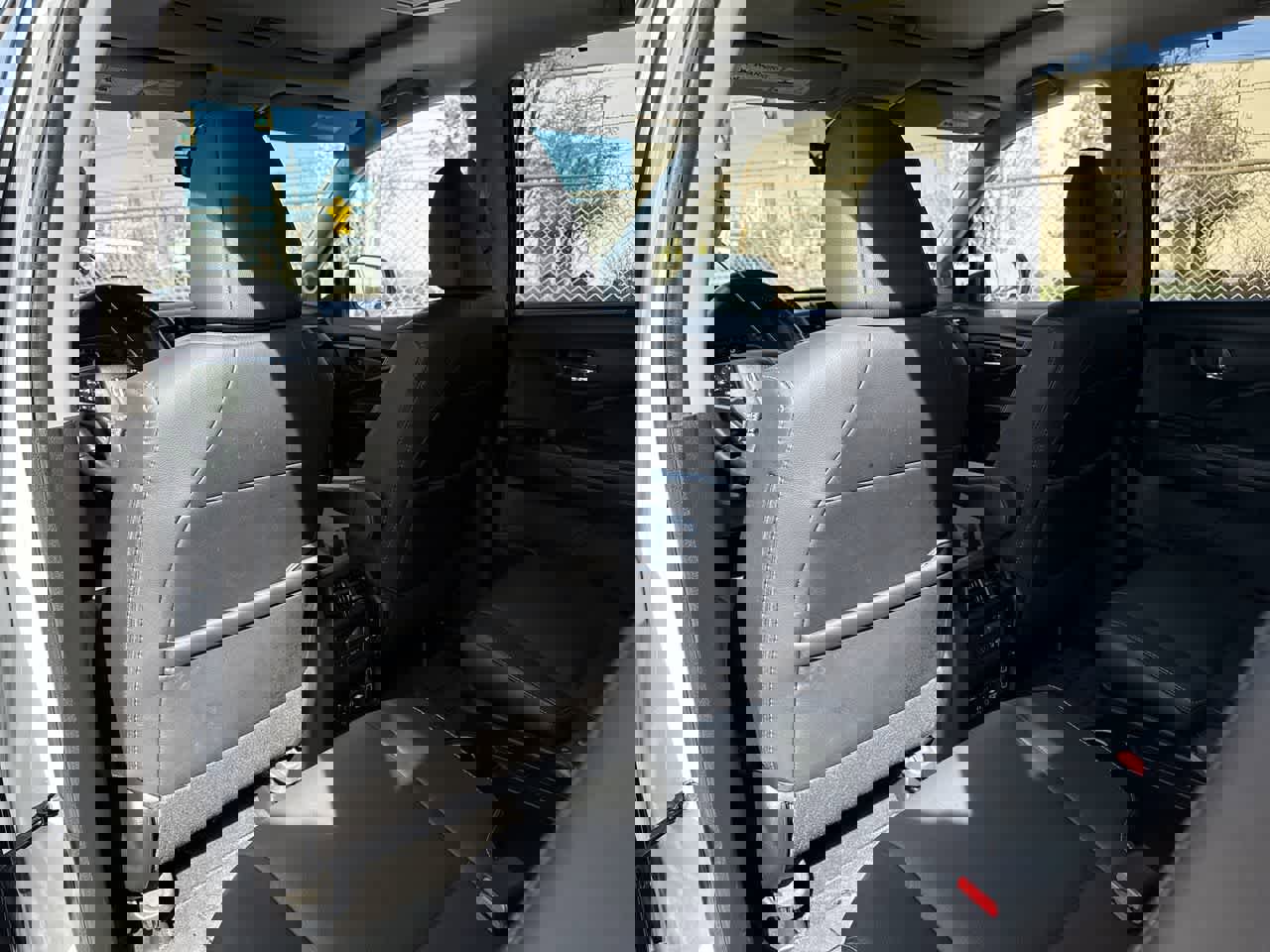 Used 2022 Honda Pilot Touring image 14