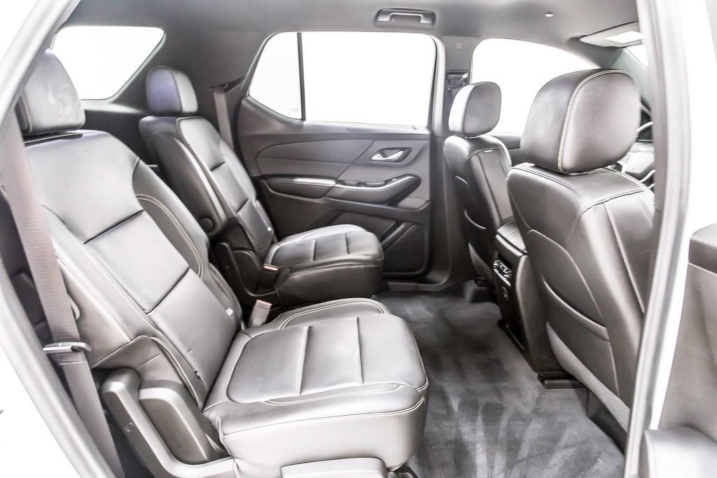 Used 2023 Chevrolet Traverse LT w/ LPO, Floor Liner Package AWD/4WD image 32