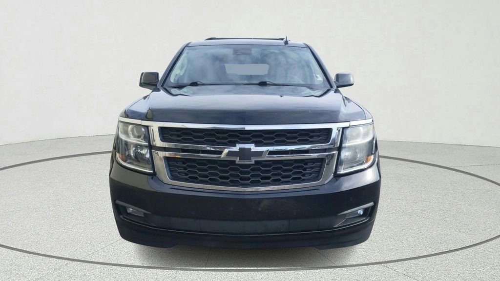 Used 2018 Chevrolet Tahoe LT w/ Luxury Package RWD image 2