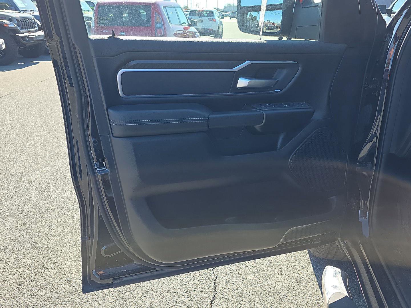 Used 2025 RAM 1500 Big Horn image 9