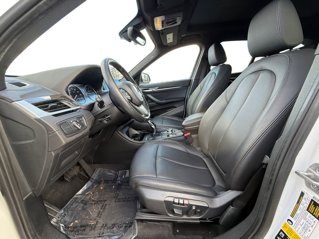 Used 2021 BMW X1 xDrive28i w/ Convenience Package image 9