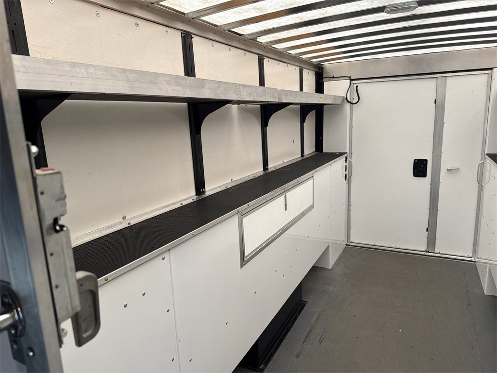 Used 2023 Chevrolet Express 3500 w/ Power Convenience Package image 30