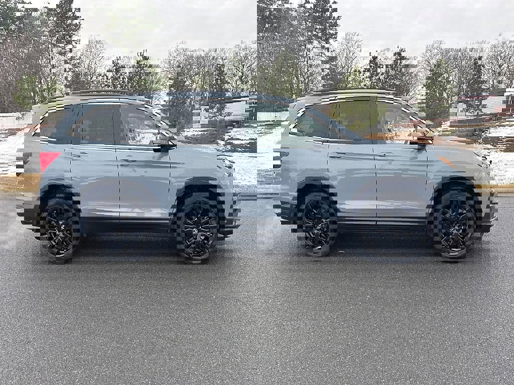 Used 2022 Honda Pilot Special Edition image 2