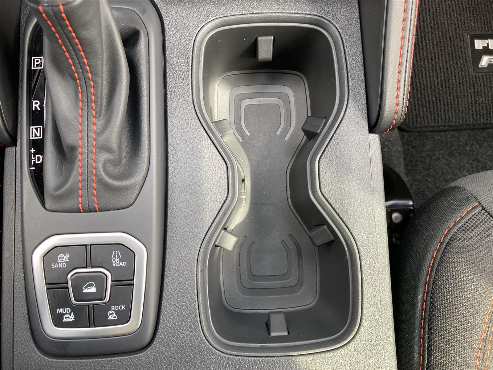 New 2026 Nissan Frontier PRO-4X w/ Pro-4x Convenience Package image 17