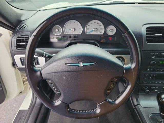 Used 2003 Ford Thunderbird Deluxe image 16
