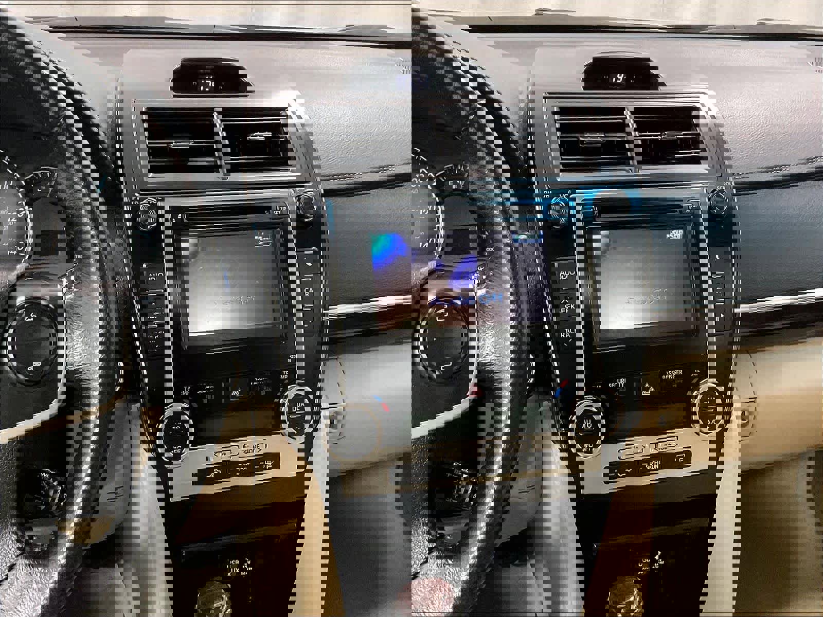 Used 2013 Toyota Camry XLE image 18