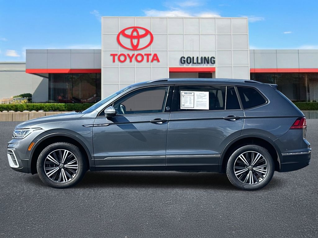 Used 2024 Volkswagen Tiguan Wolfsburg Edition image 2