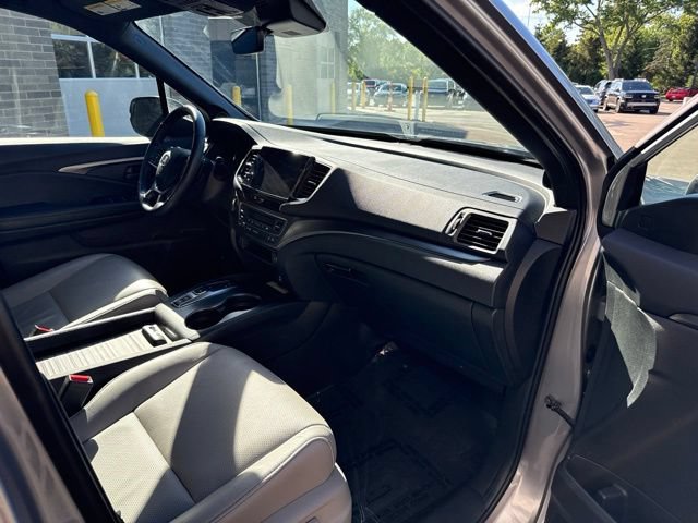 Used 2023 Honda Passport EX-L image 23