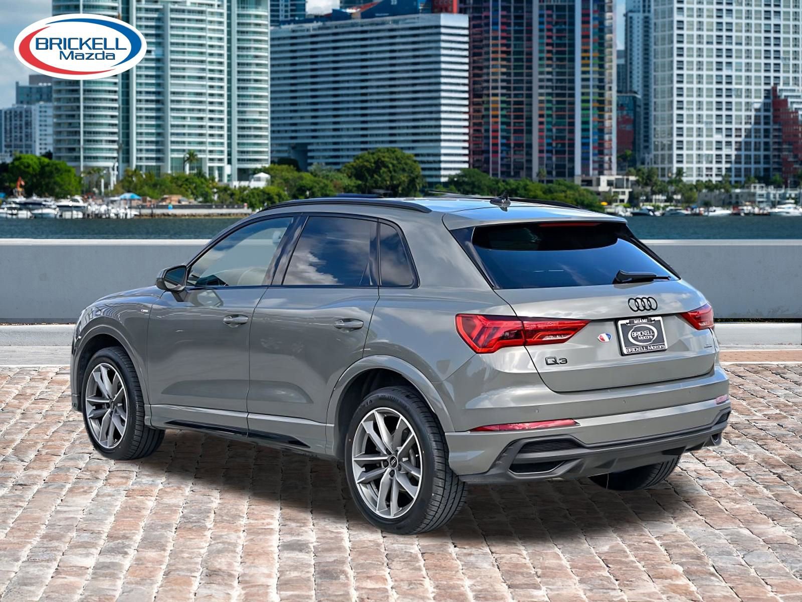 Used 2022 Audi Q3 2.0T Premium Plus w/ Premium Plus Package AWD/4WD image 7