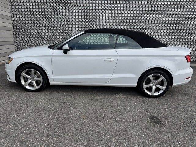 Used 2016 Audi A3 2.0T Premium image 2