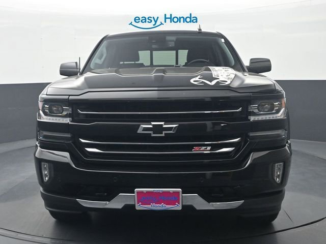 Used 2017 Chevrolet Silverado 1500 LTZ Z71 w/ Realtree Edition AWD/4WD image 3