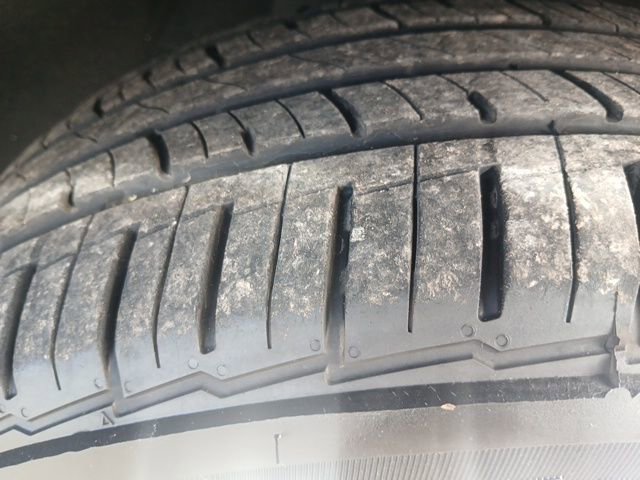 Used 2025 Chrysler Pacifica Select image 54