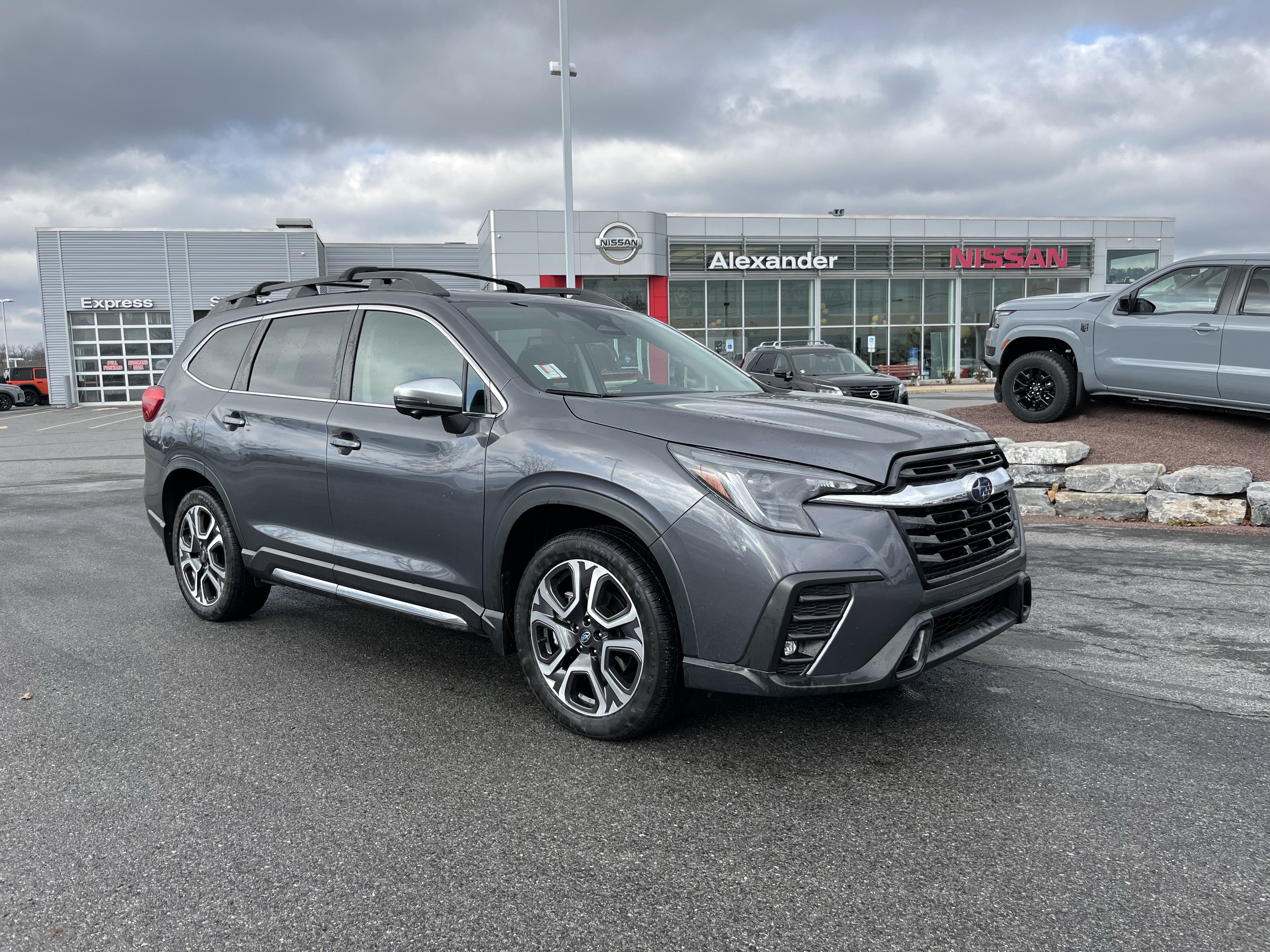 Used 2023 Subaru Ascent Limited w/ Technology Package