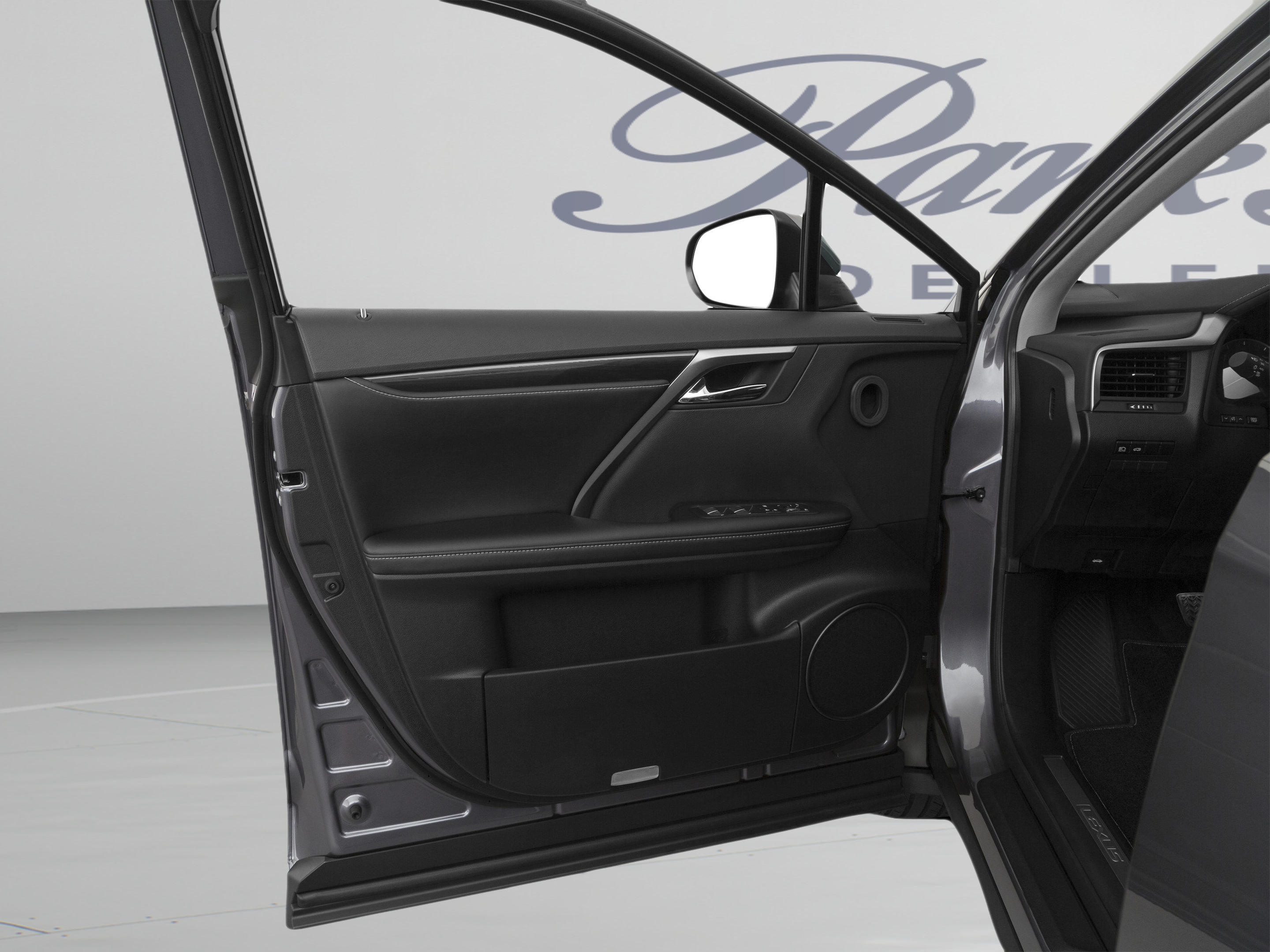 Used 2022 Lexus RX 350L Luxury w/ Accessory Package (Z1) FWD image 12