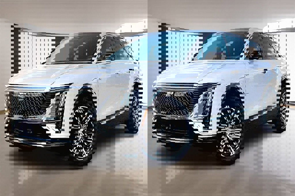 New 2026 Cadillac Lyriq Premium Luxury