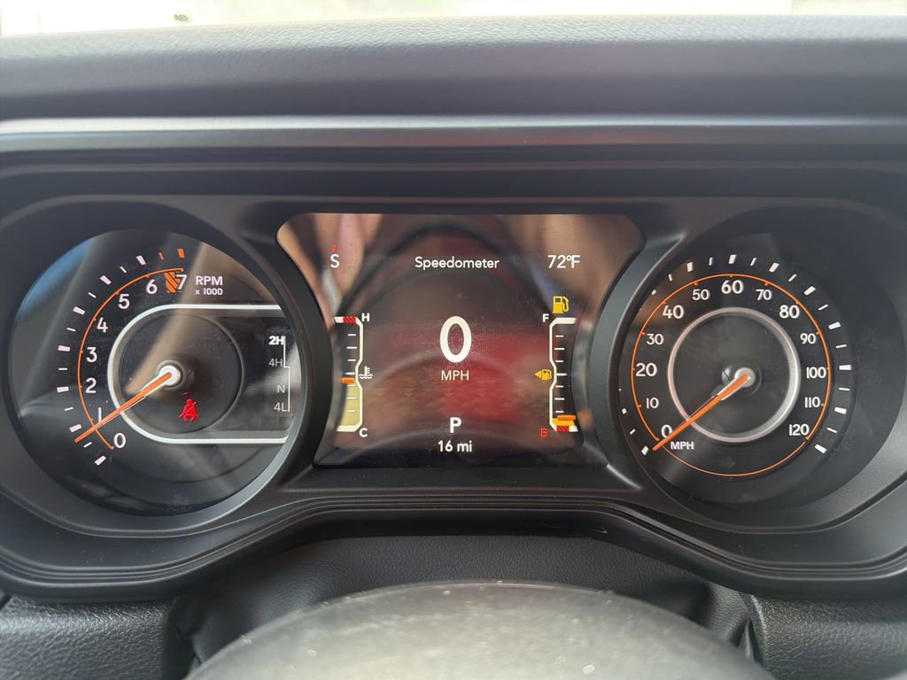 New 2026 Jeep Gladiator Sahara image 34