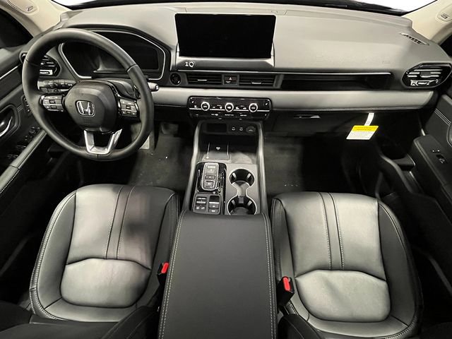 New 2026 Honda Pilot Touring image 13