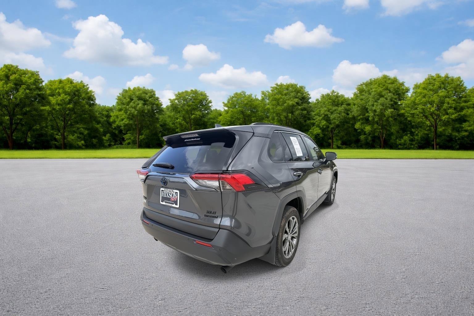 Used 2024 Toyota RAV4 XLE Premium w/ Weather Package AWD/4WD image 7