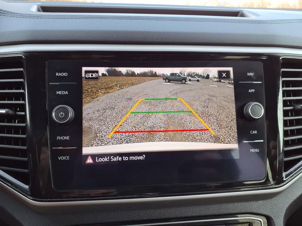 Used 2021 Volkswagen Atlas Cross Sport SEL image 11