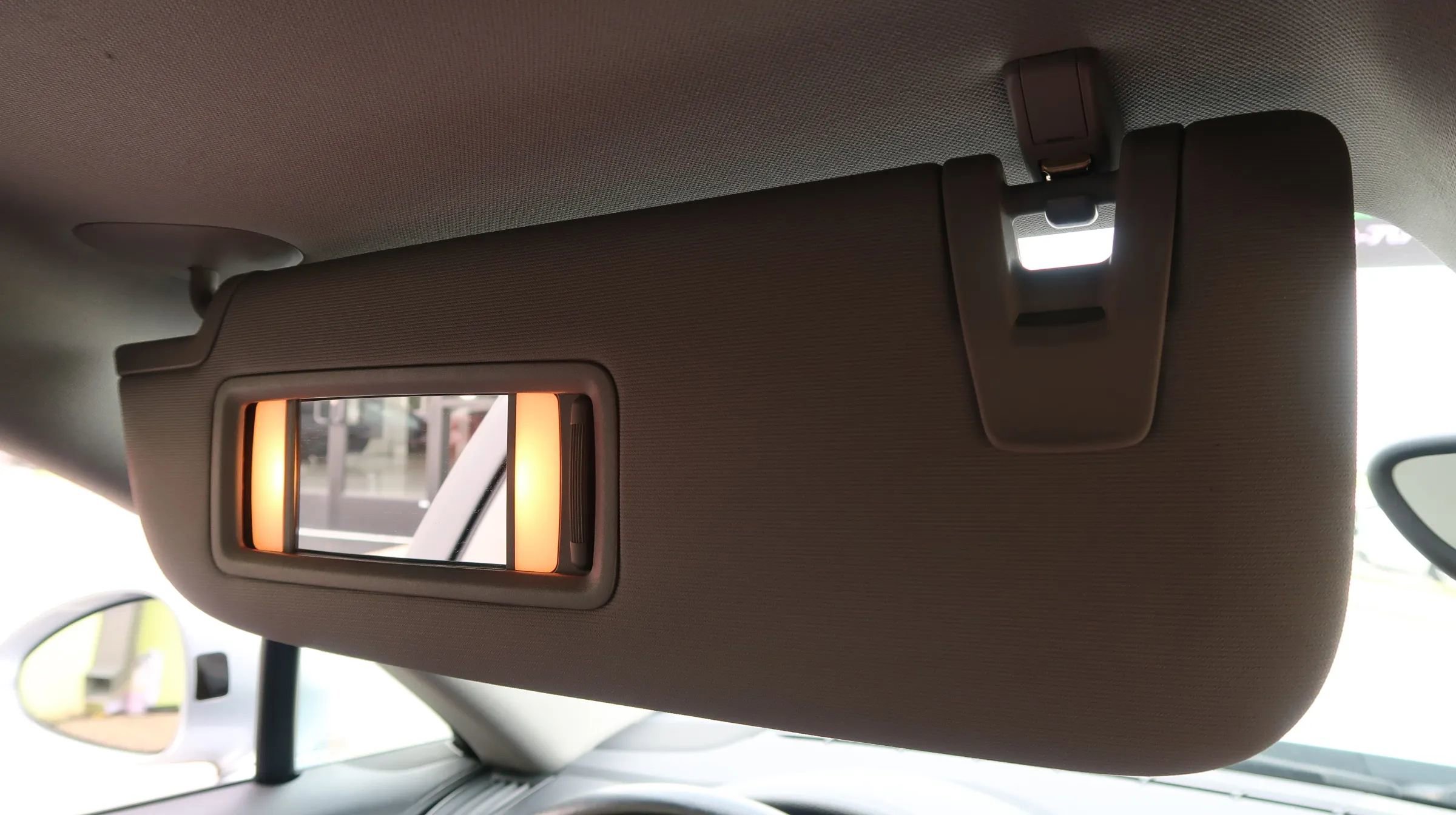 Used 2015 Porsche Panamera S image 43