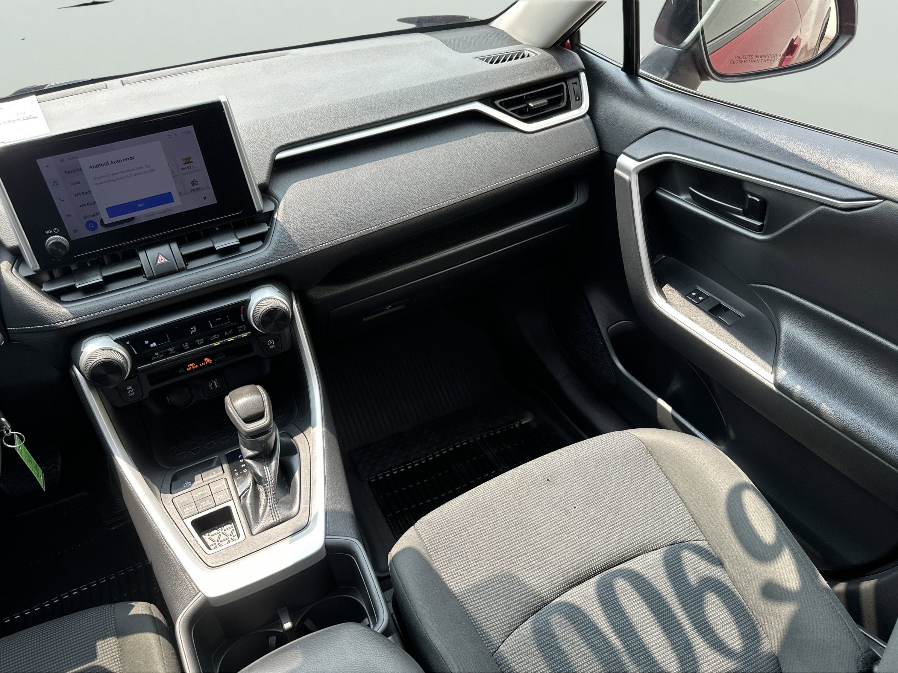 Used 2023 Toyota RAV4 LE image 13