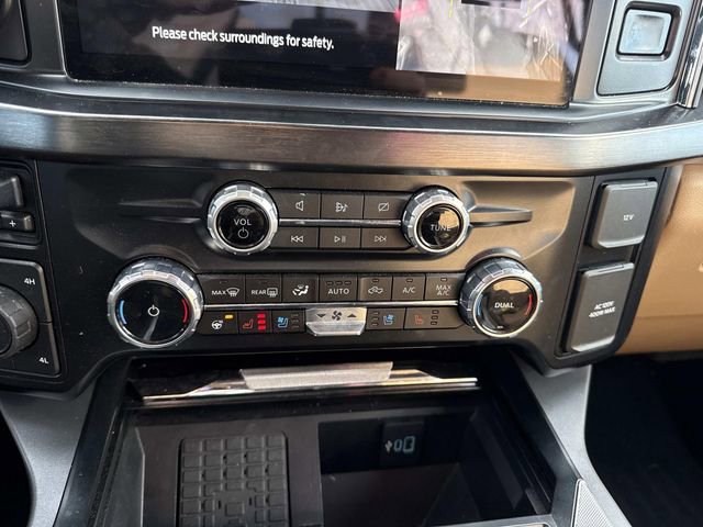 Certified 2024 Ford F250 Lariat w/ Lariat Ultimate Package image 30