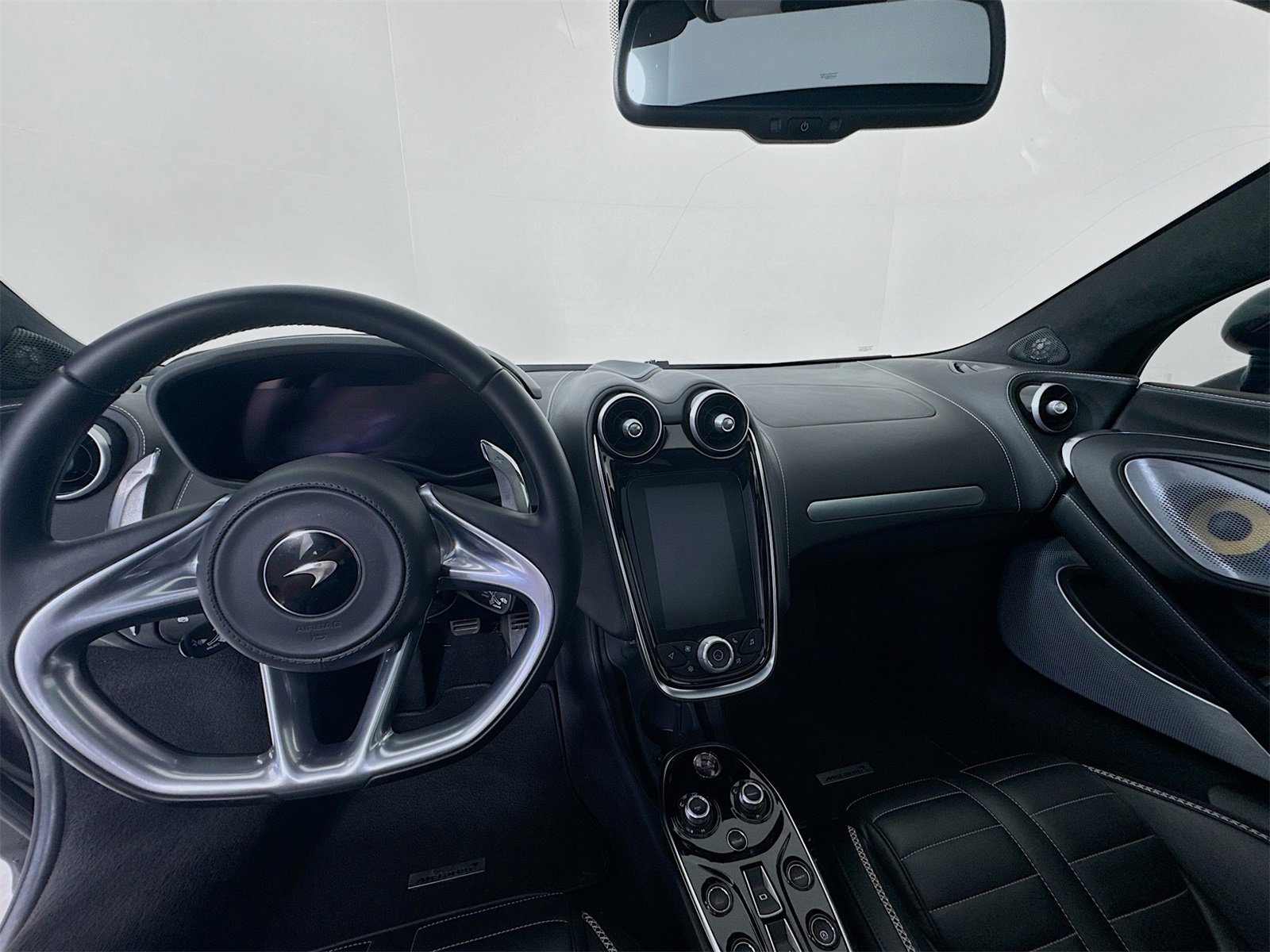 Used 2025 McLaren GTS image 21