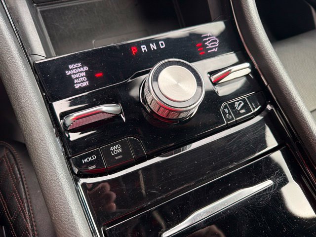 Used 2023 Jeep Grand Cherokee L Summit w/ Luxury Tech Group V AWD/4WD image 34