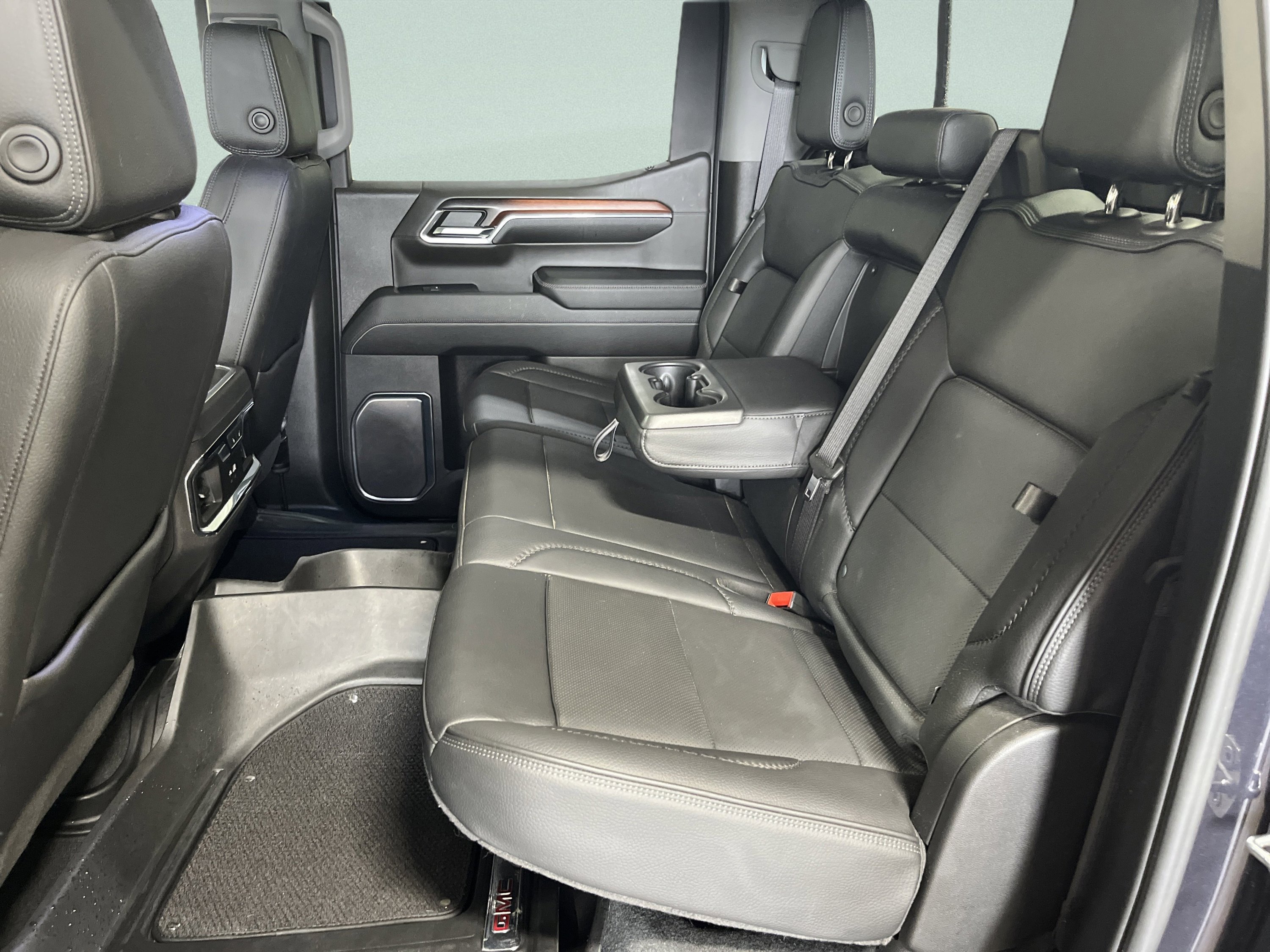 Used 2024 GMC Sierra 1500 Denali w/ Denali Reserve Package image 32