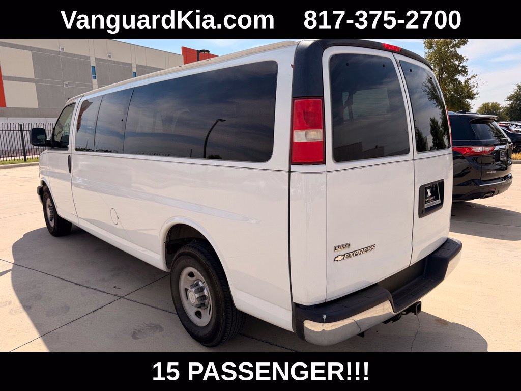 Used 2011 Chevrolet Express 3500 LT w/ LT Preferred Equipment Group RWD image 2