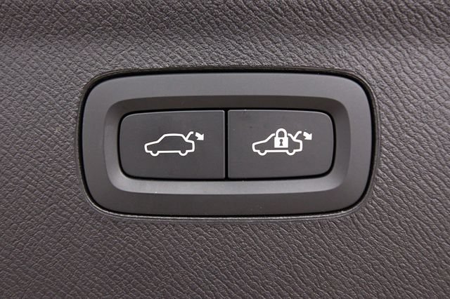 Certified 2023 Volvo XC90 B6 Plus AWD/4WD image 26