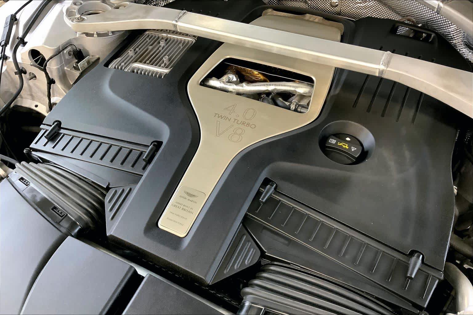 Used 2021 Aston Martin DBX AWD/4WD image 31