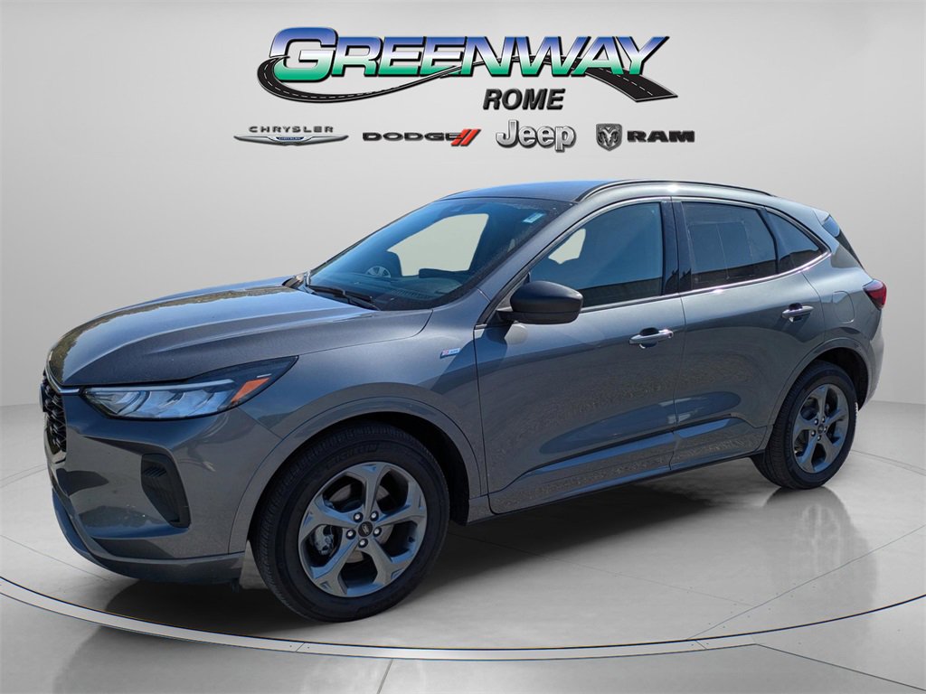 Used 2023 Ford Escape ST-Line w/ Tech Pack #1 image 4