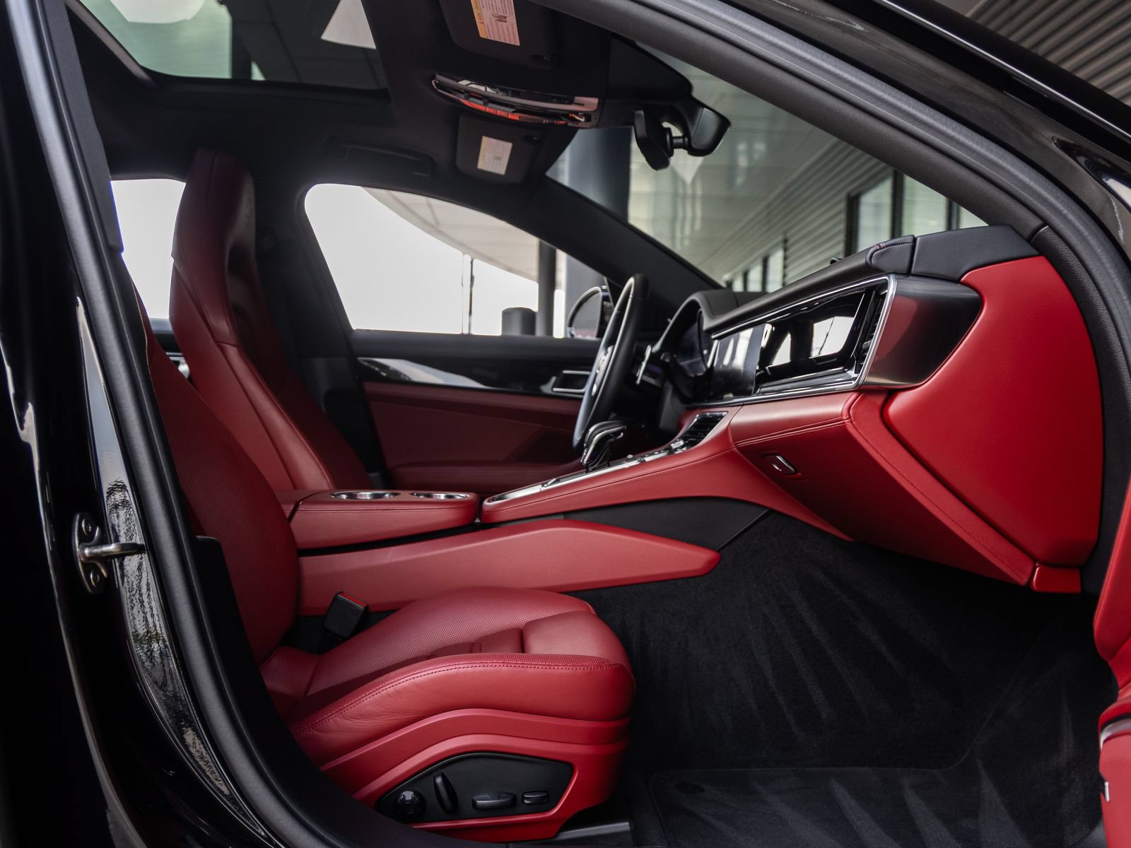 Certified 2023 Porsche Panamera 4S AWD/4WD image 45
