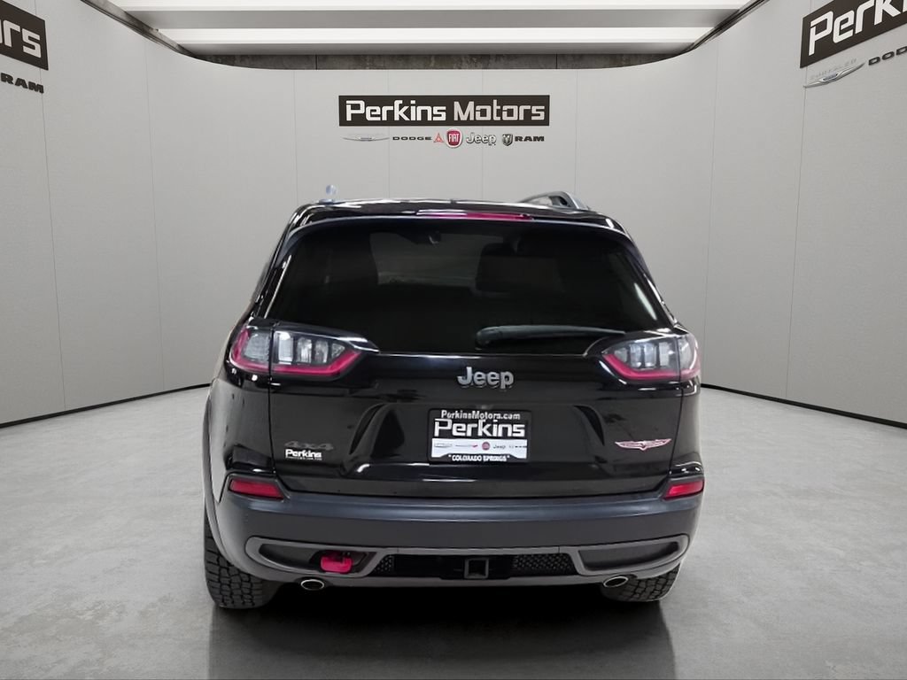 Used 2019 Jeep Cherokee Trailhawk AWD/4WD image 4