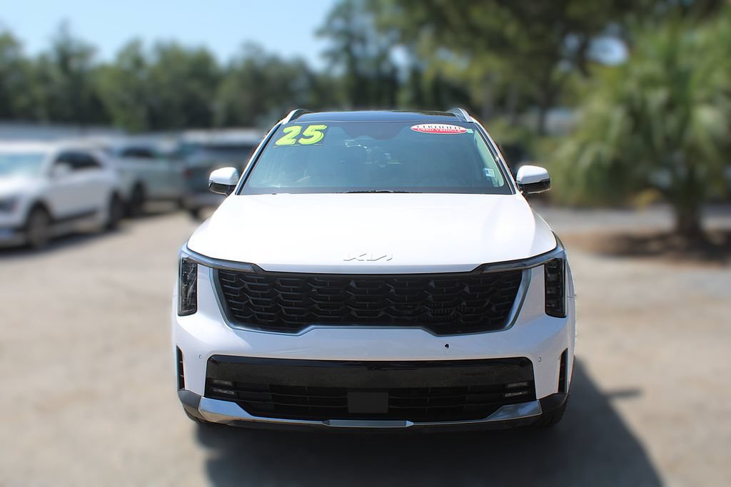 Certified 2025 Kia Sorento EX w/ Panoramic Sunroof Package FWD image 18
