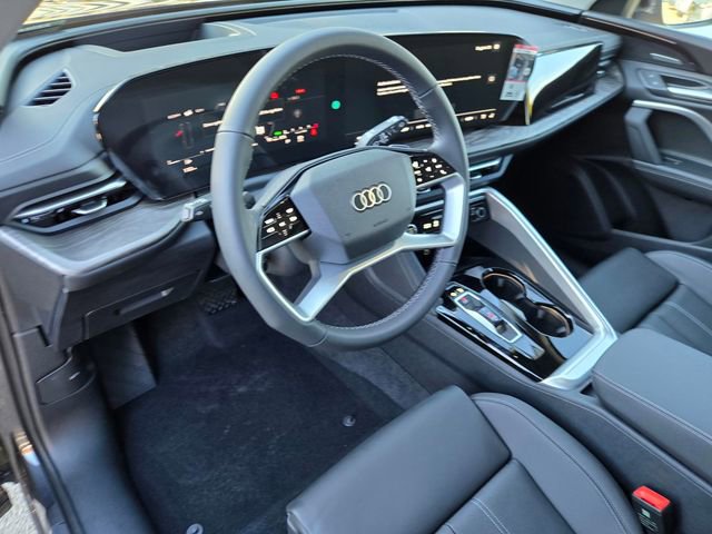 Used 2025 Audi Q5 Premium Plus w/ Premium Plus image 20