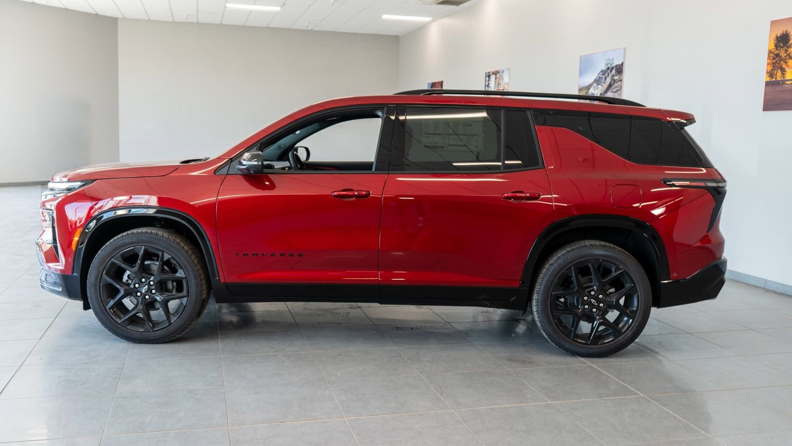 New 2026 Chevrolet Traverse RS w/ LPO, Floor Liner Package image 7