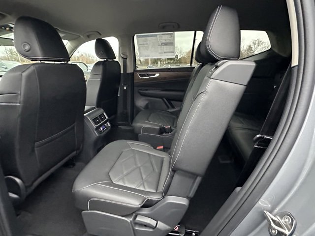 New 2026 Volkswagen Atlas SE image 29