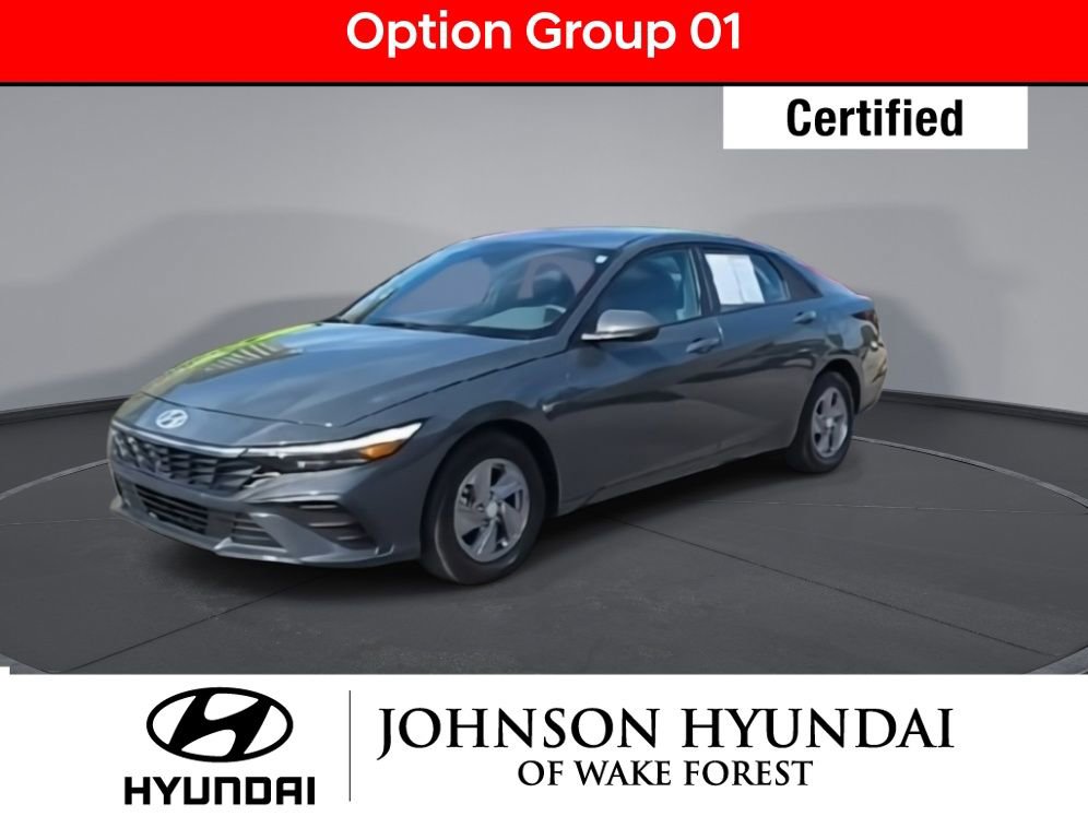 Certified 2025 Hyundai Elantra SE image 4