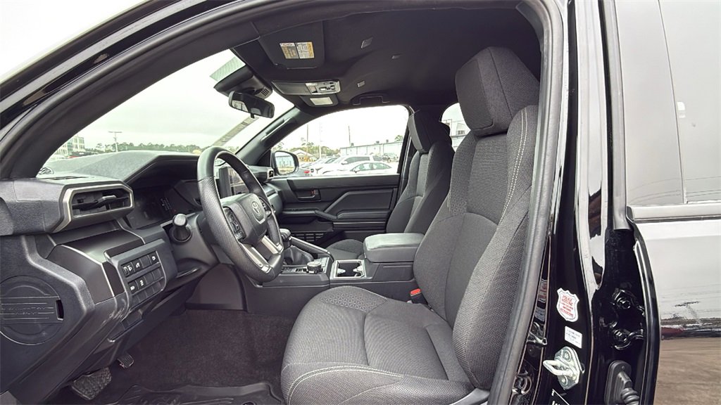 Used 2025 Toyota 4Runner SR5 image 13