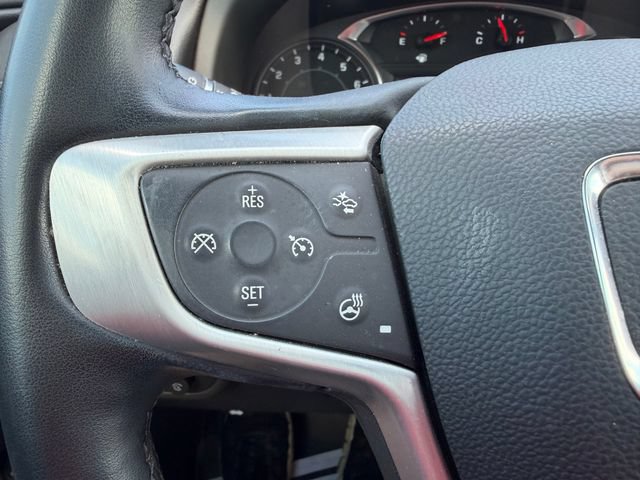 Used 2023 GMC Terrain SLT w/ Infotainment Package II FWD image 15